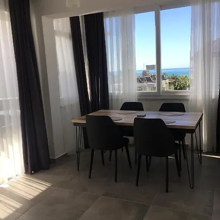 Seaside * אלאניה